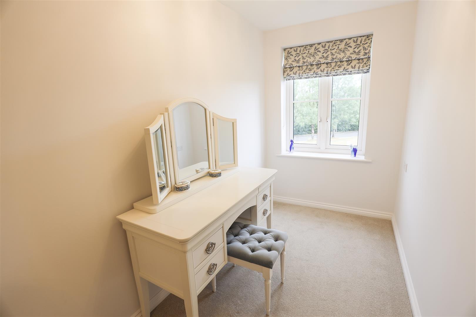 34 De Clare Lodge, Westgate, Cowbridge, Vale of Glamorgan, CF71 7FR